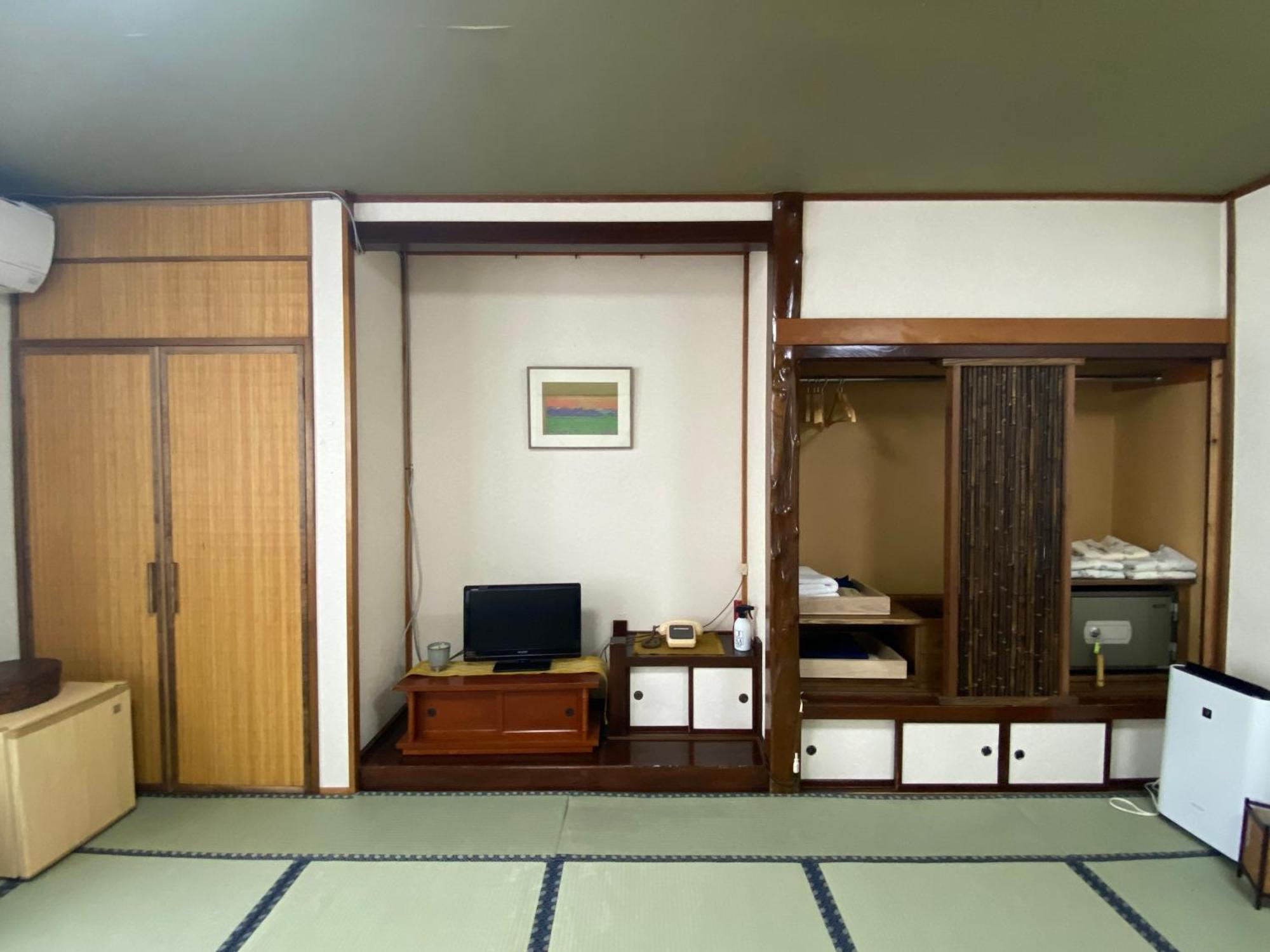 Отель Tabinoyado Saikawa Kuroishi Экстерьер фото